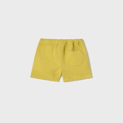 calções amarelos de criança com bolso e elástico na cintura
