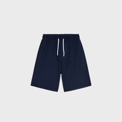 Calções desportivos azuis escuros com cordão branco na cintura