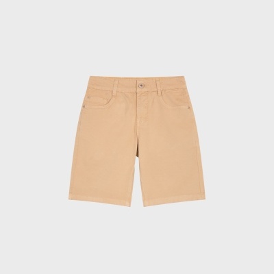 Bermuda bege com bolsos e botão frontal