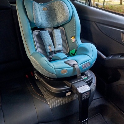 https://www.bebelar.pt/product/chicco-seat3fit-air-i-size