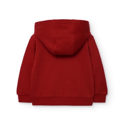 Casaco com capuz vermelho para criança visto de costas