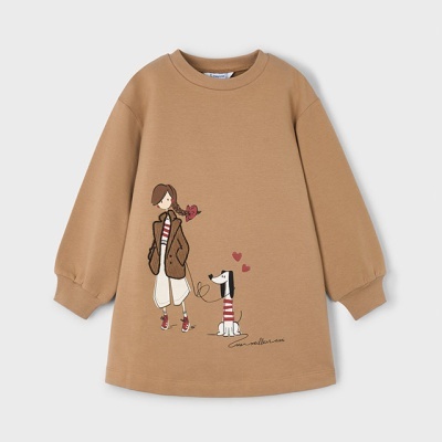 Vestido castanho para criança com ilustração de menina e cão.