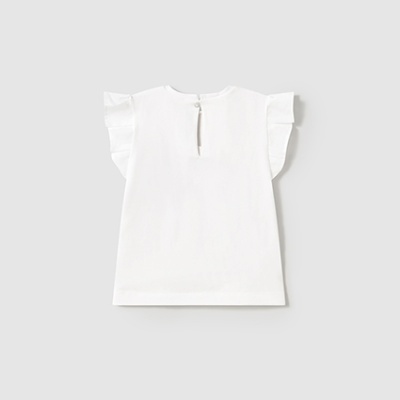 Camiseta branca infantil com mangas curtas franzidas