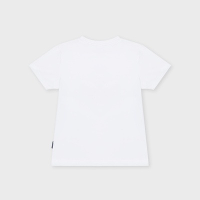 Camiseta branca de manga curta vista de trás