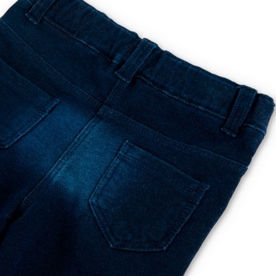 Calças de ganga azuis escuras vista traseira com bolsos