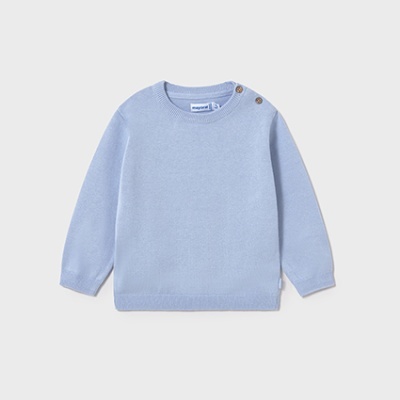 Camisola azul clara de malha para criança com botões no ombro