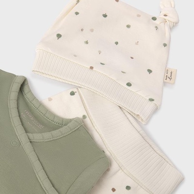 Conjunto de body verde e gorro creme com pontos coloridos para bebé