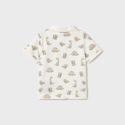 Camiseta infantil branca com padrão de dinossauros castanhos
