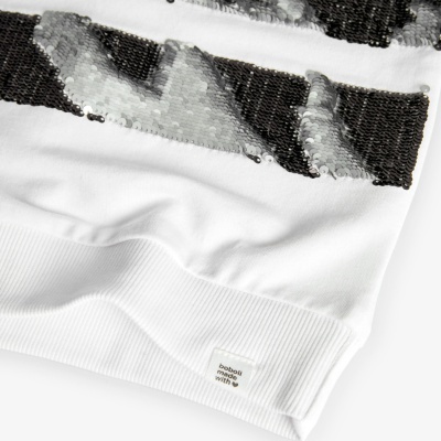 Bainha canelada branca com lantejoulas pretas e prateadas e etiqueta bobal made with ♡