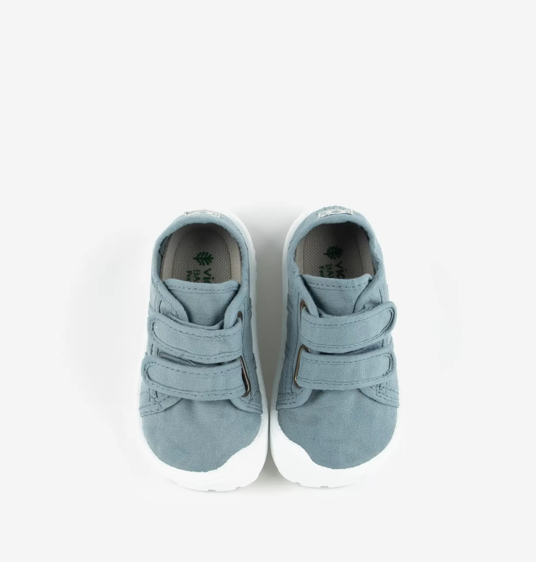 Sapatilhas Victoria Barefoot - Atlantico Sapatilhas infantis azuis com fecho de velcro e sola branca vistas de cima