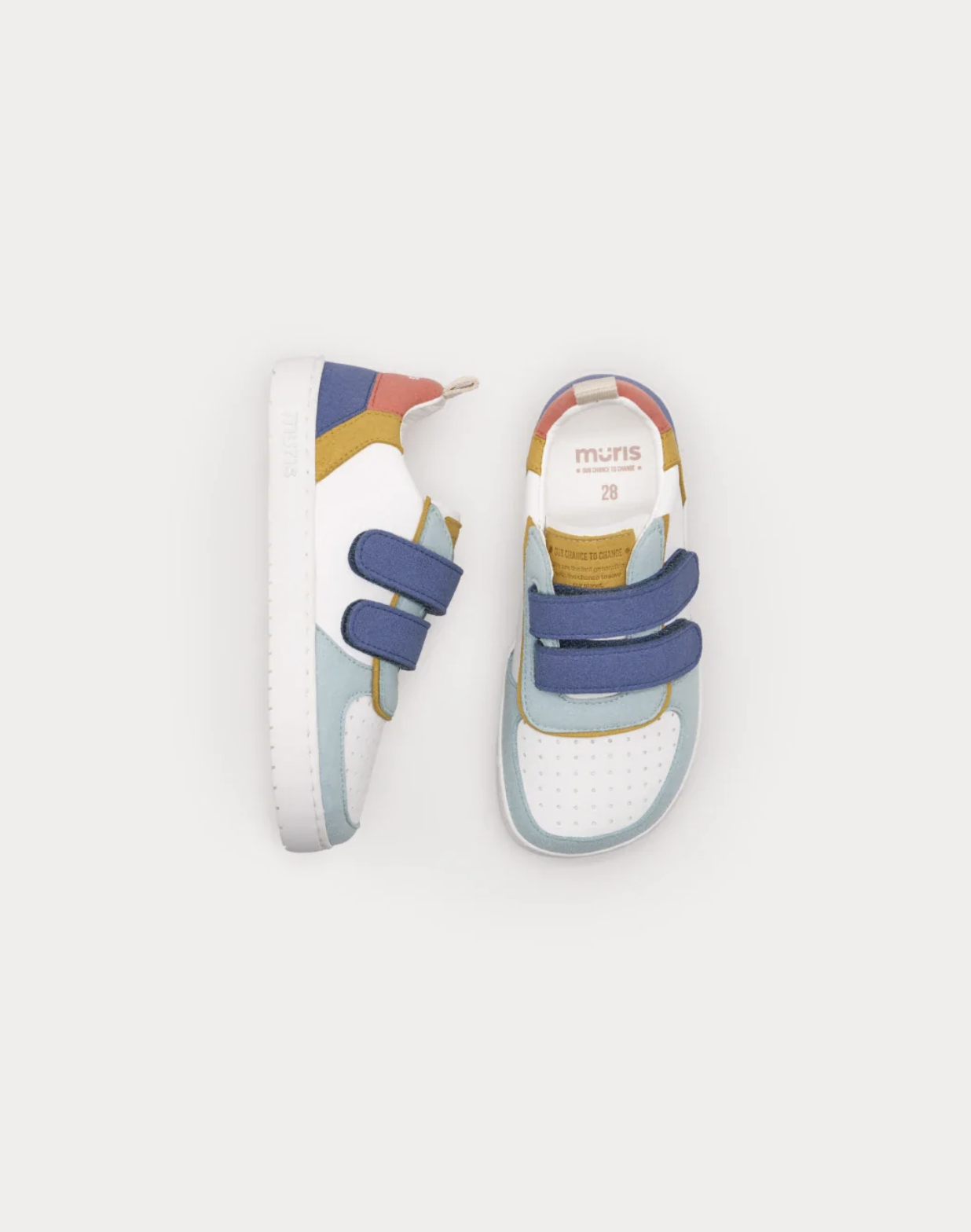 Sapatilhas infantis coloridas com velcro