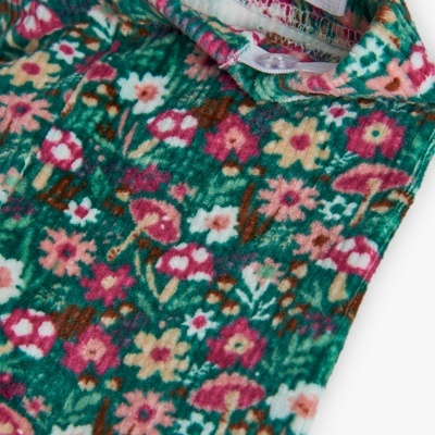 Tecido com padrão floral colorido e textura felpuda