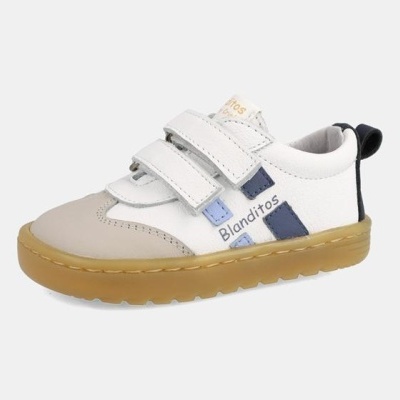 Ténis infantil branco com detalhes azuis e bege, sola castanha