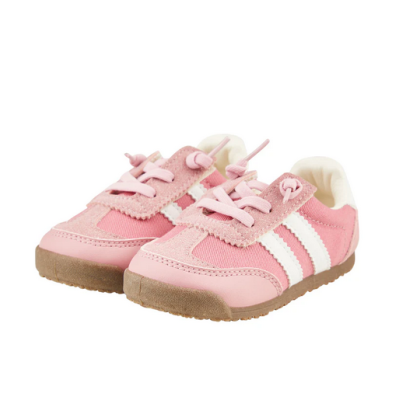Sapatilhas infantis rosa com riscas brancas e sola castanha