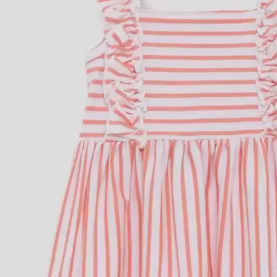 Vestido de criança com riscas rosa e branco e alças frisadas