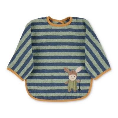 Babete riscas verdes e azuis com bordas amarelas e imagem de coelho bordado