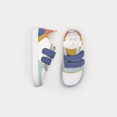 Sapatilhas infantis coloridas com velcro