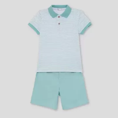 Conjunto infantil com polo riscado verde e branco e calções verdes