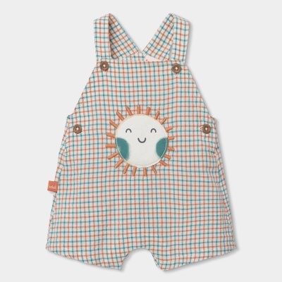 Macacão curto para bebé com padrão de quadrados e sol bordado