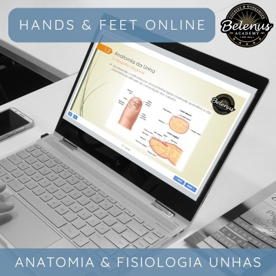 Laptop com apresentação sobre anatomia das unhas, logótipo Belenus Academy, e acessórios numa mesa branca