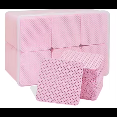 Pacote de toalhetes desinfetantes rosa com padrão de pontos