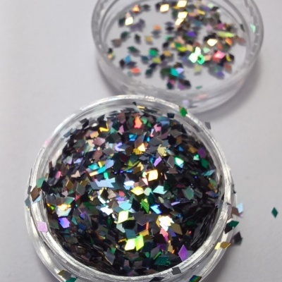 Recipiente transparente com glitter holográfico colorido