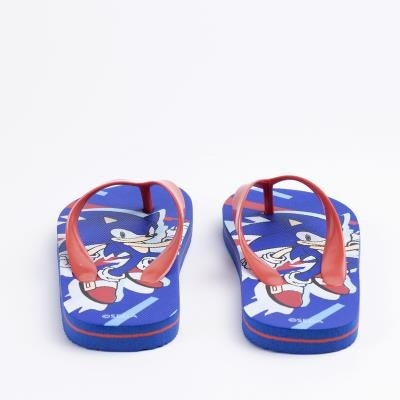 Chinelos de praia com imagem do Sonic e tiras vermelhas