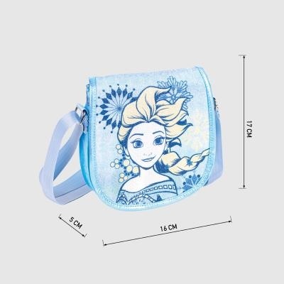 Mala azul com personagem animada e elementos florais