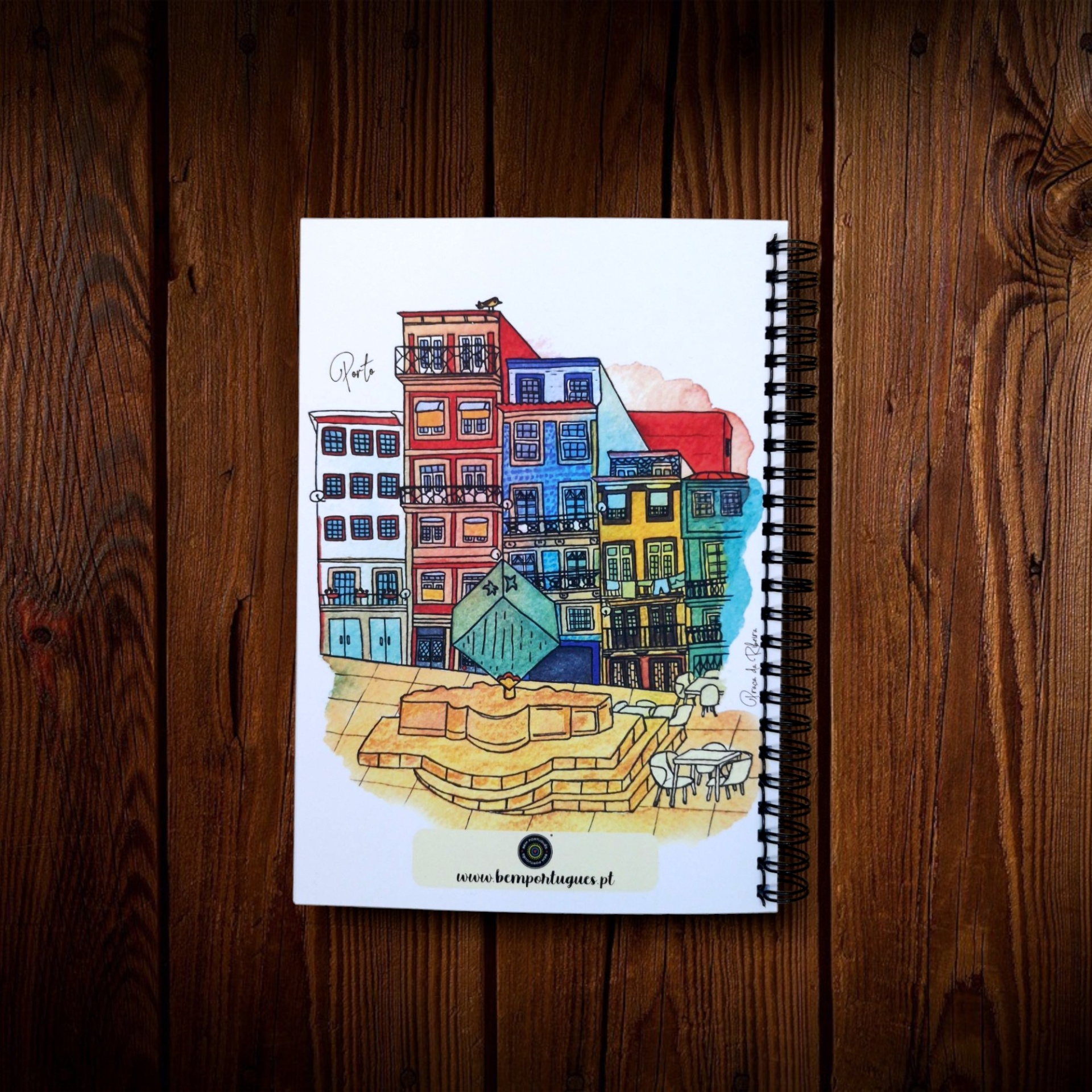 Caderno Cubo Caderno espiral com capa ilustrada e edifícios coloridos