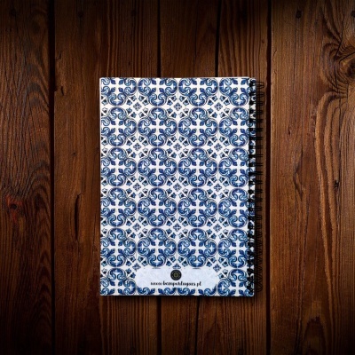 https://www.bemportugues.com/product/caderno-azulejos