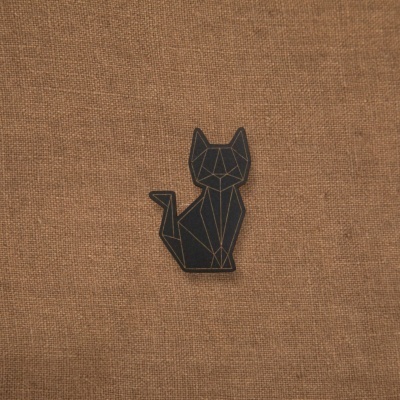 https://www.bemportugues.com/product/pregadeira-gato-origami-em-madeira