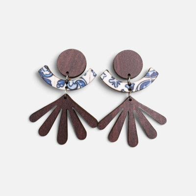 https://www.bemportugues.com/product/brincos-leque