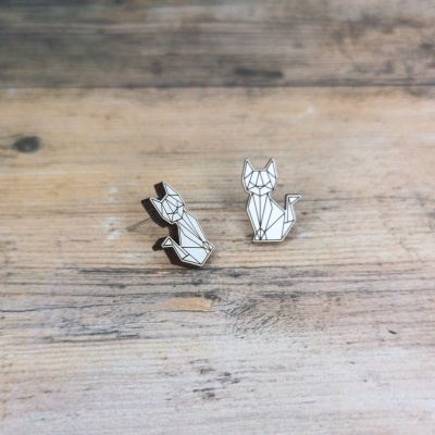 https://www.bemportugues.com/product/brincos-gato-origami-mini