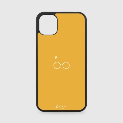 Capa amarela para telemóvel com desenho branco de óculos e um raio.