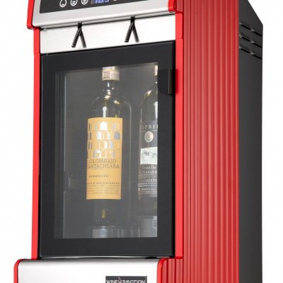 Armário refrigerado para vinhos com painéis vermelho e preto e vidro frontal