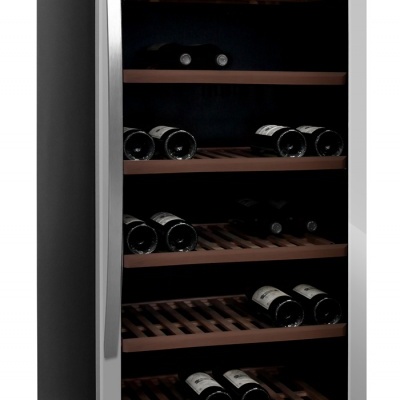 Frigorífico para vinhos com várias garrafas e visor digital 16