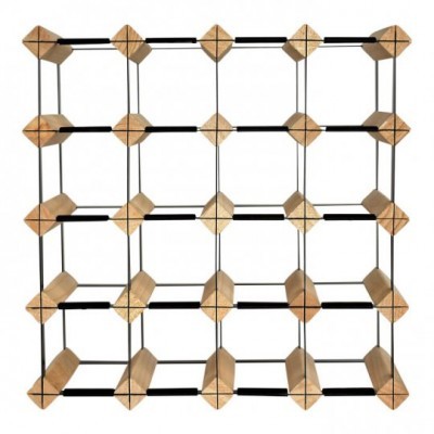 Estrutura modular de armazenamento com conectores de madeira clara e varões pretos