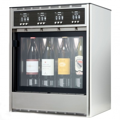 Dispensador de vinho em aço inox com porta de vidro e quatro garrafas visíveis
