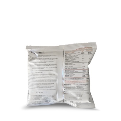 Embalagem branca com texto e tabela nutricional impressa a preto.