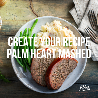 Prato com bolo de carne, puré de batata e feijão verde, com texto promocional