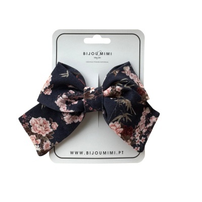 Laço de cabelo floral para bebé em cartão de embalagem branco