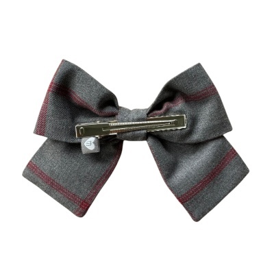 Prendedor de cabelo em forma de laço cinzento com padrão xadrez vermelho