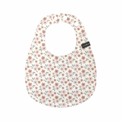 Babete branco com padrão floral cor-de-rosa e verde e etiqueta MINIKANE
