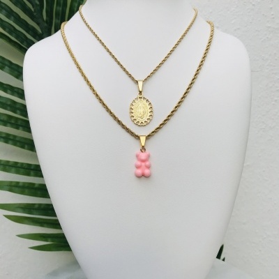 Colar&#x20;de&#x20;A&#x00E7;o&#x20;Dourado&#x20;com&#x20;Medalha&#x20;de&#x20;Nossa&#x20;Senhora