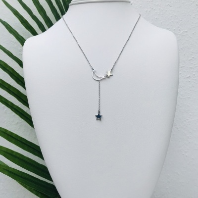 Colar&#x20;em&#x20;A&#x00E7;o&#x20;com&#x20;Lua&#x20;e&#x20;Estrelas