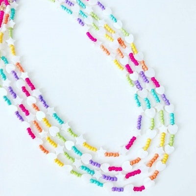 Choker&#x20;madrep&#x00E9;rola&#x20;e&#x20;missangas&#x20;-&#x20;Love&#x20;&amp;&#x20;Stars