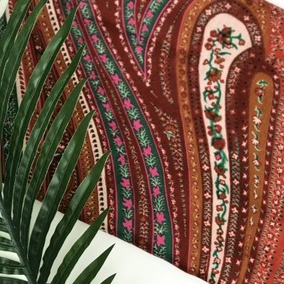 Len&#x00E7;o&#x20;Estampado