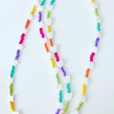 Choker&#x20;madrep&#x00E9;rola&#x20;e&#x20;missangas&#x20;-&#x20;Love&#x20;&amp;&#x20;Stars