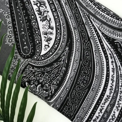 Len&#x00E7;o&#x20;Estampado