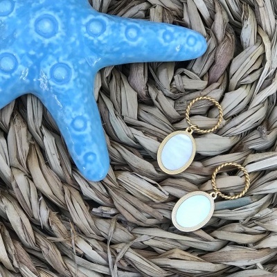 Brincos&#x20;de&#x20;a&#x00E7;o&#x20;com&#x20;madrep&#x00E9;rola&#x20;-&#x20;Sandy